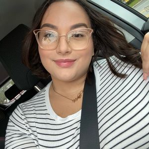 Meet your Posher, Delimar